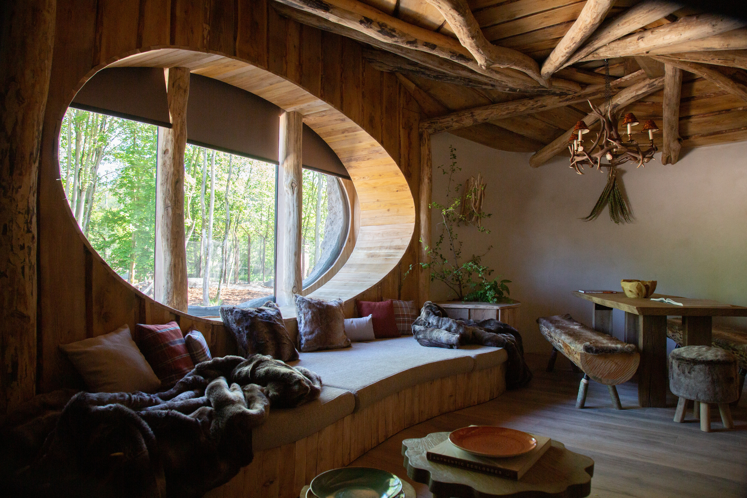 Full Moon Lodge | Pairi Daiza